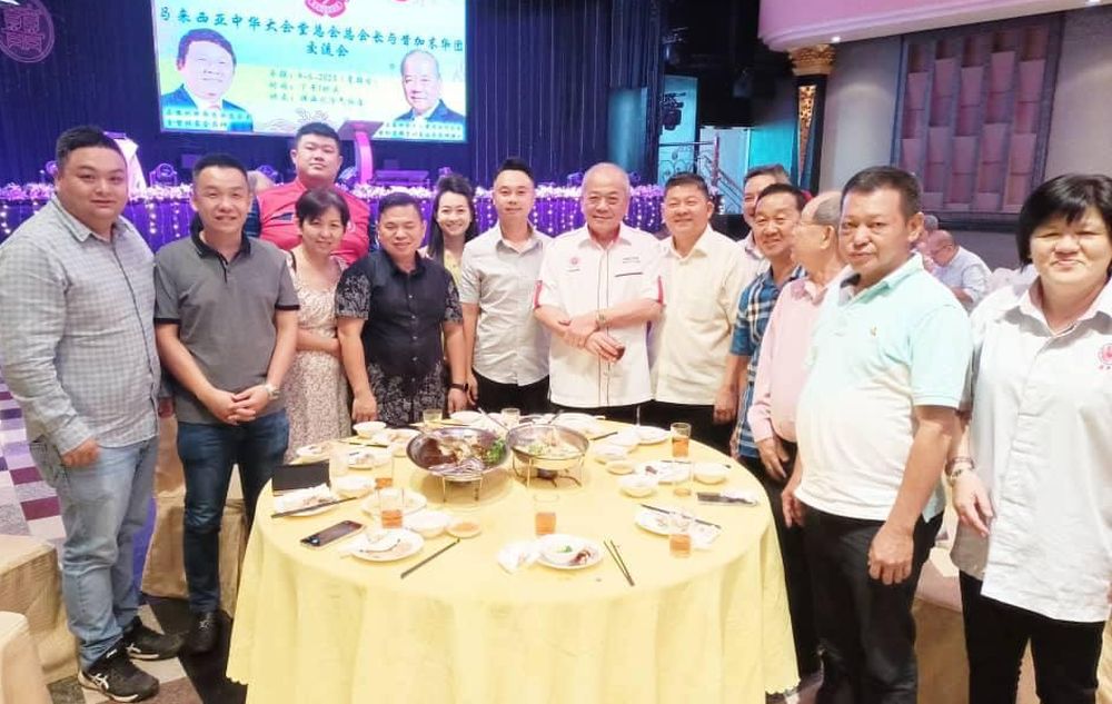 吴添泉:另立山头削弱华社 领袖为大局应合作